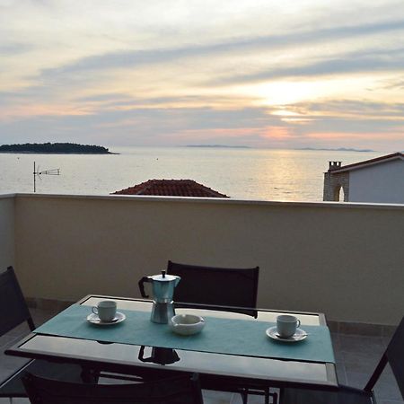 Apartman Jasa Apartamento Primošten Exterior foto