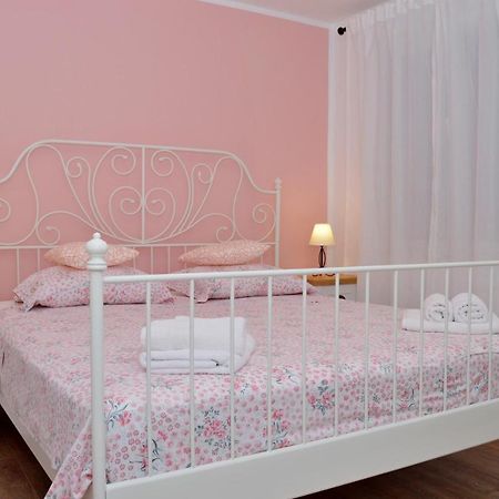 Apartman Jasa Apartamento Primošten Exterior foto