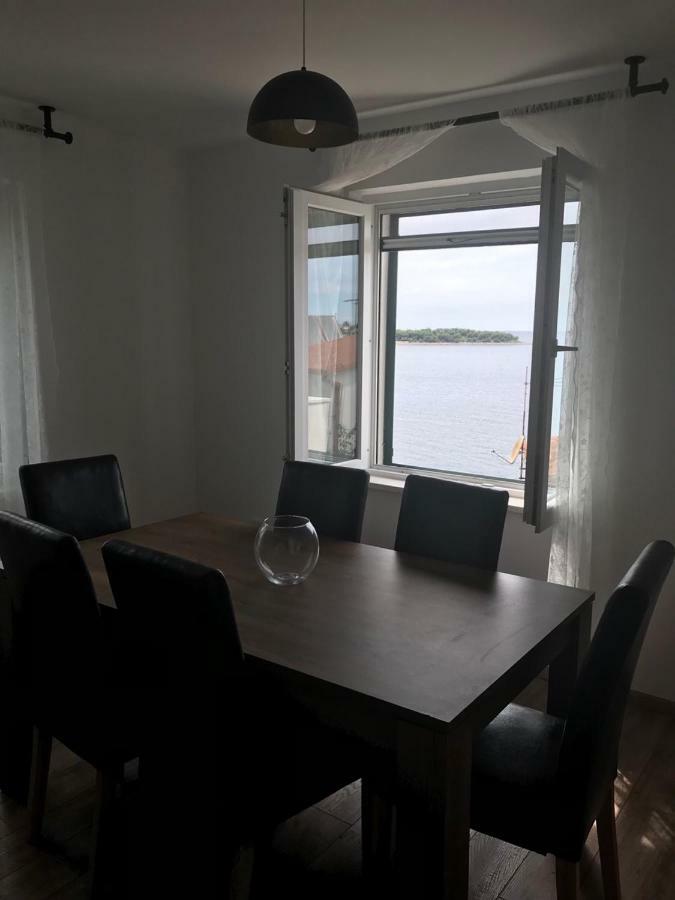 Apartman Jasa Apartamento Primošten Exterior foto